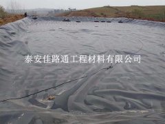 人工湖防滲膜效果差？6 大原因讓防滲功能 “打